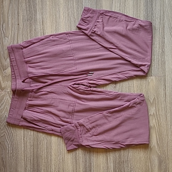RW & CO Mauve Drawstring Elastic Waist Soft Joggers Size Small - Picture 1 of 6